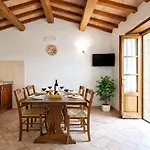 Pugnano Alto - Tartufo 팜스테이 *